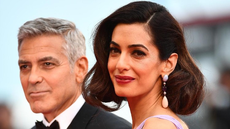 Apa ya kata pertama anaknya George dan Amal Clooney?