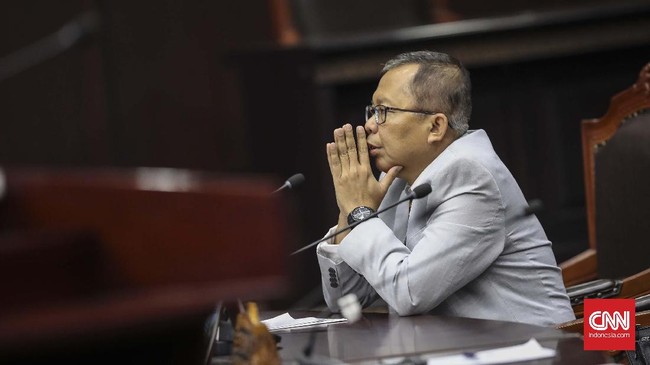 DPR menilai hak angket yang diajukan terhadap KPK sah. Karena KPK merupakan termasuk bagian eksekutif yang kegiatannya dibiayai oleh APBN.
