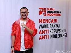 Giring Ganesha Umumkan Siap Maju Pilpres 2024