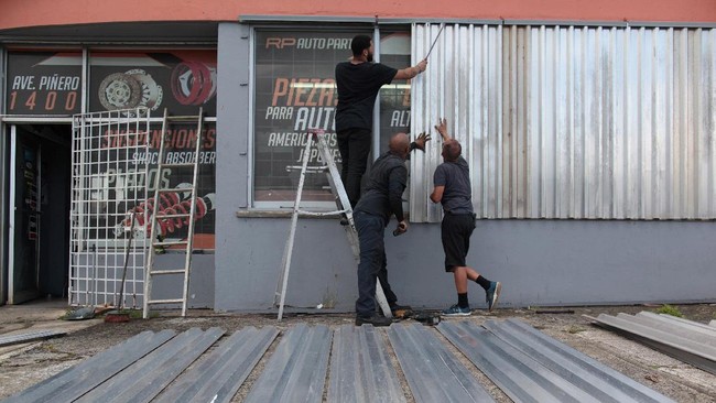 Pekan ini Puerto Rico harus menghadapi badai Irma yang punya daya rusak sangat besar, sementara kondisi keuangan mereka sedang morat-marit.