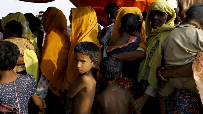 Pengungsi Rohingya yang berada di kamp-kamp di Bangladesh mengakut takut untuk kembali ke kampung halaman mereka di Myanmar setelah terjadi kudeta militer.