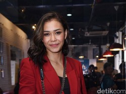 Adinia Wirasti Jadi Calon Donor Kornea