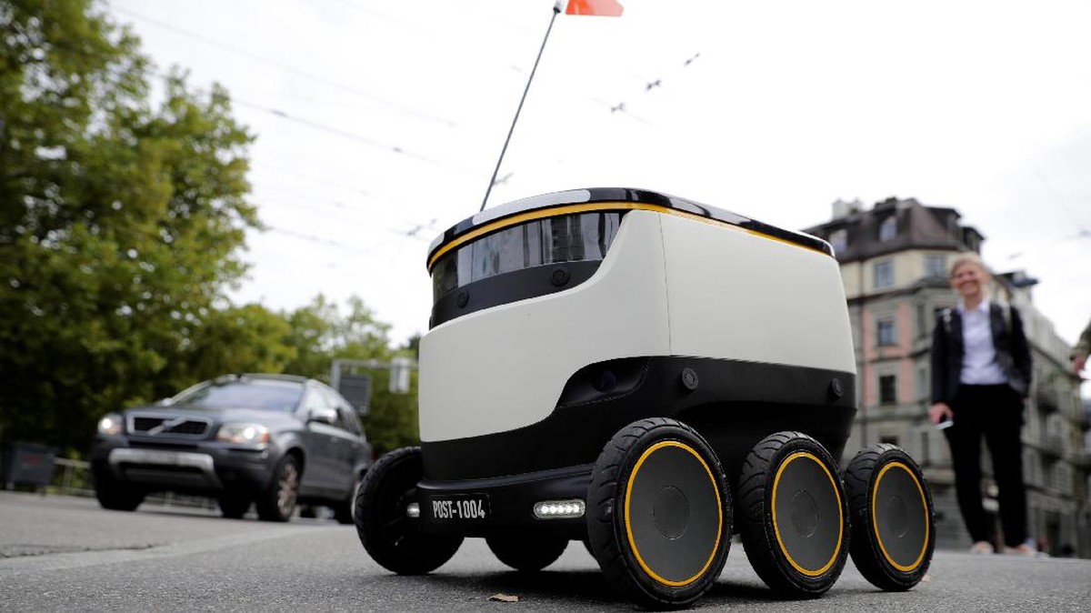 Robot Mini Pengantar Belanja Online