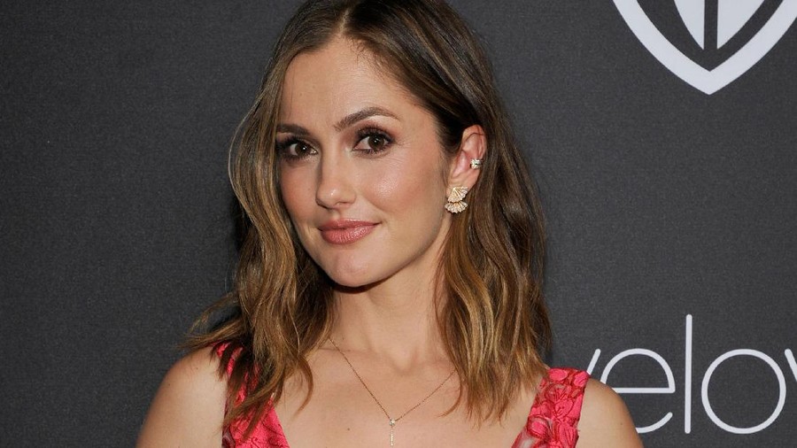 BEVERLY HILLS, CA - JANUARY 08:  Actress Minka Kelly attends The 2017 InStyle and Warner Bros. 73rd Annual Golden Globe Awards Post-Party at The Beverly Hilton Hotel on January 8, 2017 in Beverly Hills, California.  (Photo by John Sciulli/Getty Images for InStyle)