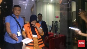 Hakim Tipikor Bengkulu Sempat Buang Uang Saat Ditangkap KPK