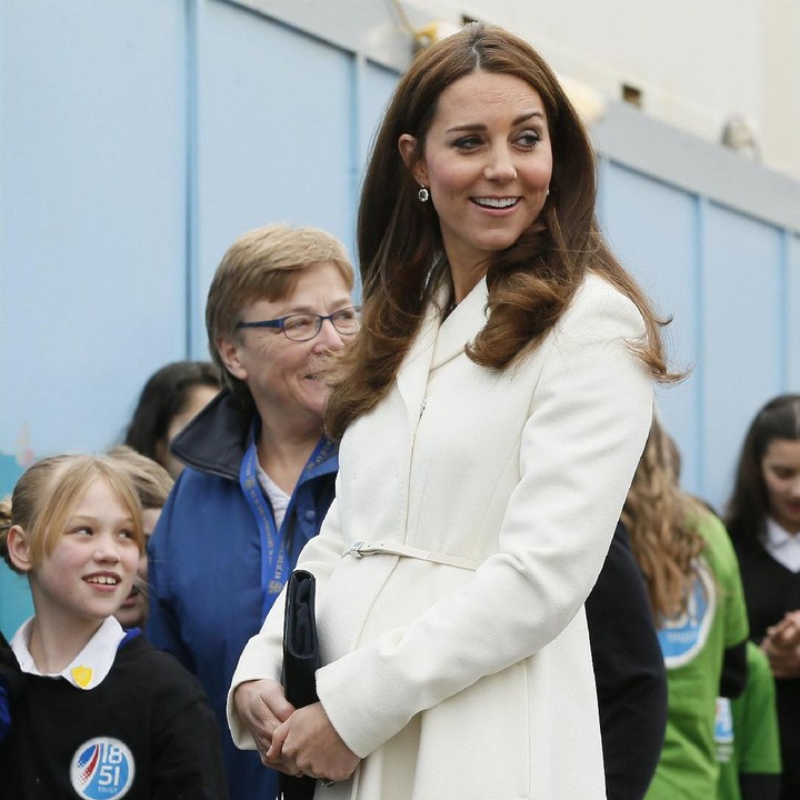 <p>Pakai coat saat hamil, kenapa nggak? (Foto: Stefan Wermuth - WPA Pool/ Getty Images)  </p>