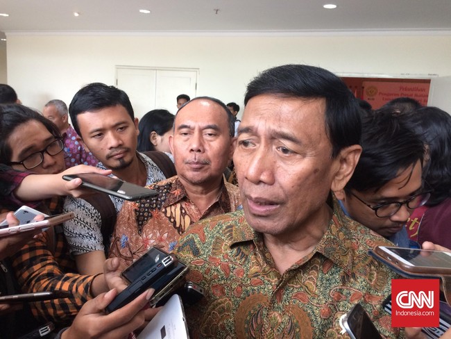 Kemenristek Dikti menemukan indikasi plagiarisme di program pascasarjana UNJ. Rektor enggan memberikan komentar tentang temuan itu.