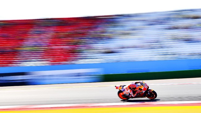 Toni Elias menyebut Marc Marquez telah mempelajari semua gerakan dan gaya balap Valentino Rossi sehingga ia menjelma jadi pebalap yang hebat.