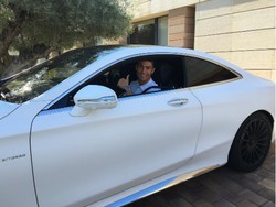 Antre 6 Jam Lebih, Mobil Mewah Ronaldo Tak Kebagian Bensin Imbas Krisis BBM di Inggris
