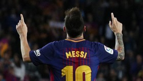Messi Hattrick, Barcelona Bantai Espanyol 5-0