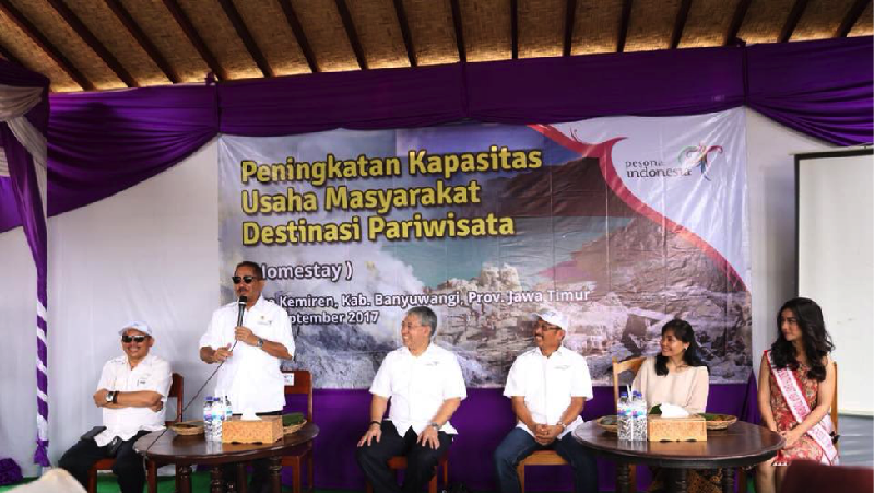 Kementerian Pariwisata (Kemenpar) kian aktif meningkatkan kesejahteraan masyarakat lewat homestay.