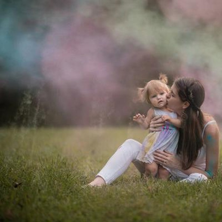 <p>Sementara, bunda lain bernama Meaghan Ownby mengatakan dirinya juga keluarganya berduka dengan harapan. (Foto: Lindsey Worthington Photography)</p>