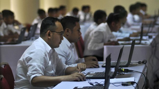 Tak puas dengan pengumuman kelulusan yang dirilis Kementerian Keuangan, sejumlah CPNS mengadu ke Situs Lapor, Layanan Aspirasi dan Pengaduan Online Rakyat.