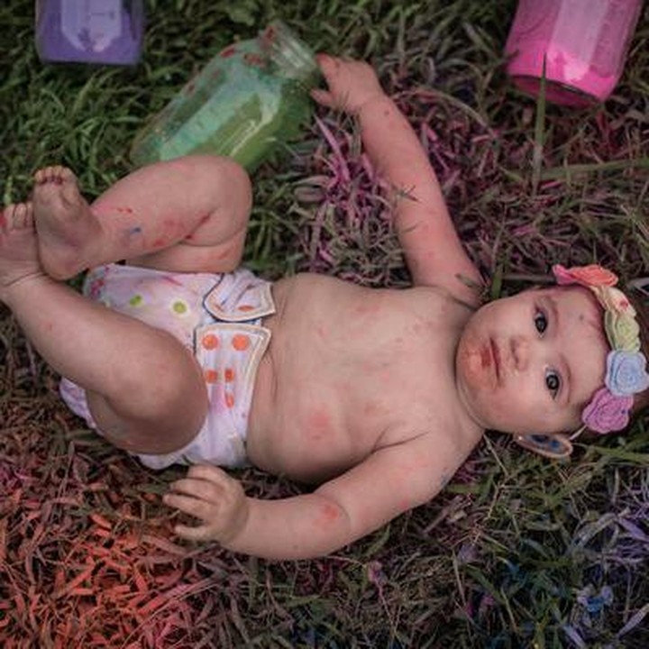 <p> Lucu banget ya Bun, rainbow baby-nya Bunda Joyce! (Foto: Lindsey Worthington Photography)</p>