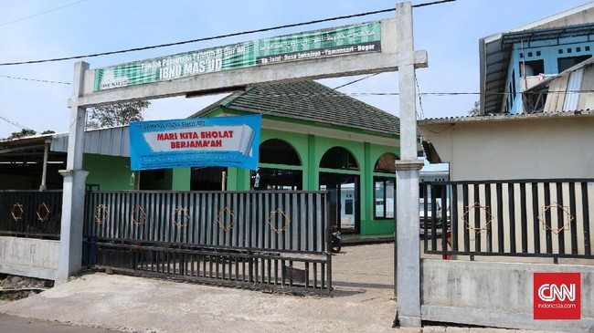Pengeloa pesantren membantah Hatf Syaiful Rasul dididik menjadi radikal di sana. Aktivitas belajar Hatf juga sama dengan santri yang lain.