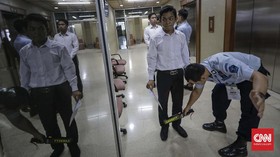 Cerita Unik CPNS: Pinjam Pantofel Sampai Ikat Rambut Panitia