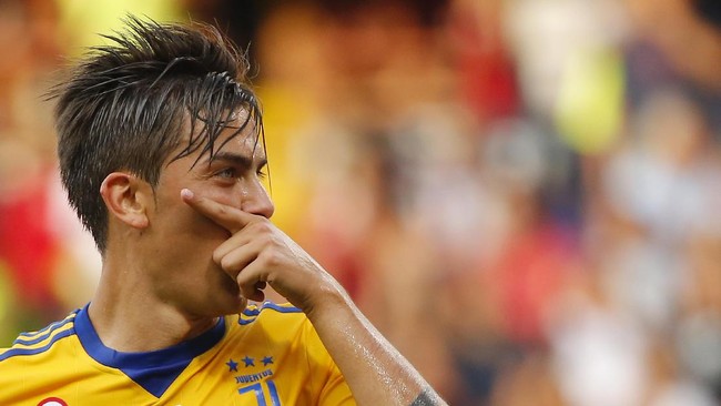 Paulo Dybala memproduksi lebih banyak gol ketimbang dua seniornya. Dua trigol di awal musim mencuatkan nama pemain asal Argentina itu.