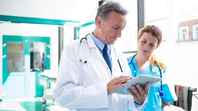 Dokter ahli penyakit ginjal mengungkapkan banyak kondisi kesehatan pada perempuan yang dapat menjadi faktor risiko penyakit ginjal kronik.