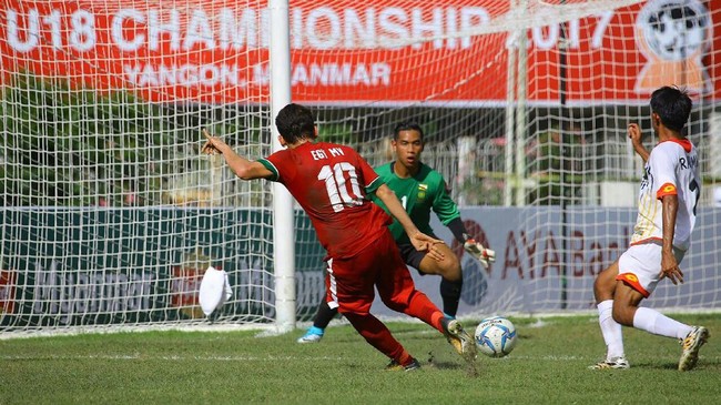 Timnas Indonesia U-19 dipastikan bakal bertemu Thailand di semifinal Piala AFF U-18, Jumat (15/9), menyusul kekalahan Vietnam dari Myanmar.