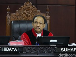MK Putuskan Pemilu Nasional-Daerah Dipisah, Pileg DPRD Bareng Pilkada