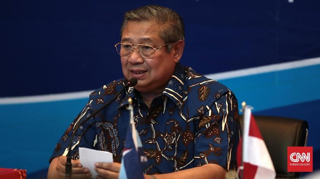 SBY mengatakan, jika tidak merevisi UU Ormas, Demokrat akan membuat petisi karena ketidakpercayaan pemerintah yang dengan mudah ingkar janji dan tak jujur.