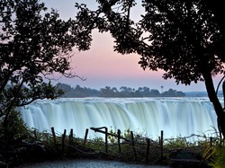 6 Bulan Tutup Perbatasan, Zimbabwe Segera Sambut Turis Internasional