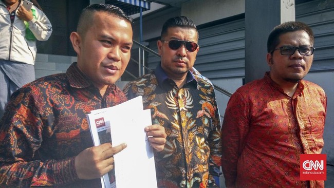 Majelis Advokat Nasional Indonesia melaporkan RS Mitra Keluarga dengan tuduhan pembiaran yang mengakibatkan kematian dalam kasus bayi Debora.