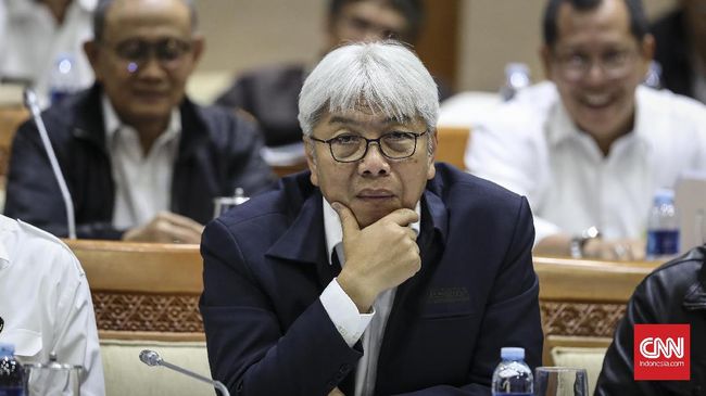 Pemerintah Serahkan Nasib Revisi UU Minerba ke DPR Baru Kementerian ESDM menyatakan menyerahkan nasib revisi UU Minerba ke anggota DPR baru sesuai arahan Presiden Jokowi.
