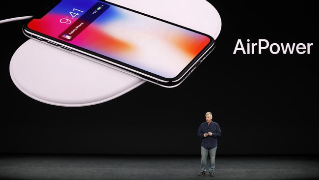 Istilah 'wireless charging' sudah lama dikenal, namun bagaimana cara kerja teknologi pengisi daya nirkabel ini sesungguhnya?