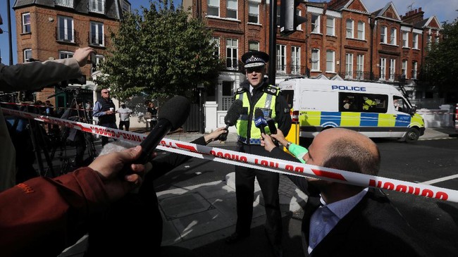 Sejumlah orang dilaporkan terluka akibat ledakan di stasiun bawah tanah di London, Inggris, yang dideklarasikan sebagai 'insiden teroris.'