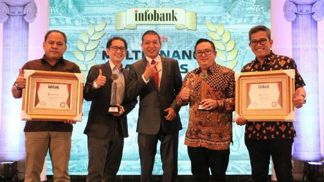Pelayanan prima FIFGROUP pada para pelanggan membuat perusahaan itu merebut dua penghargaan bergengsi dari media Infobank.