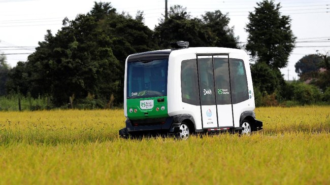 Jepang Manfaatkan Mobil Otonom untuk Manjakan Lansia