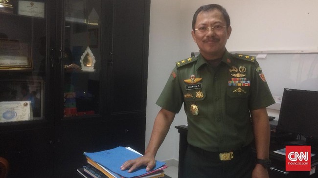 Dari mulai Aburizal Bakrie hingga Mahfud MD menyampaikan simpati atas pemecatan sementara dokter Terawan dari keanggotaan IDI karena pelanggaran etik berat.