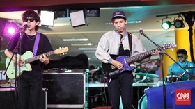Music at Newsroom: Pijar - Tropis