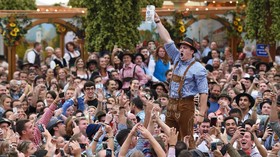 Pesta Bir Tahunan Oktoberfest Dibatalkan Lagi