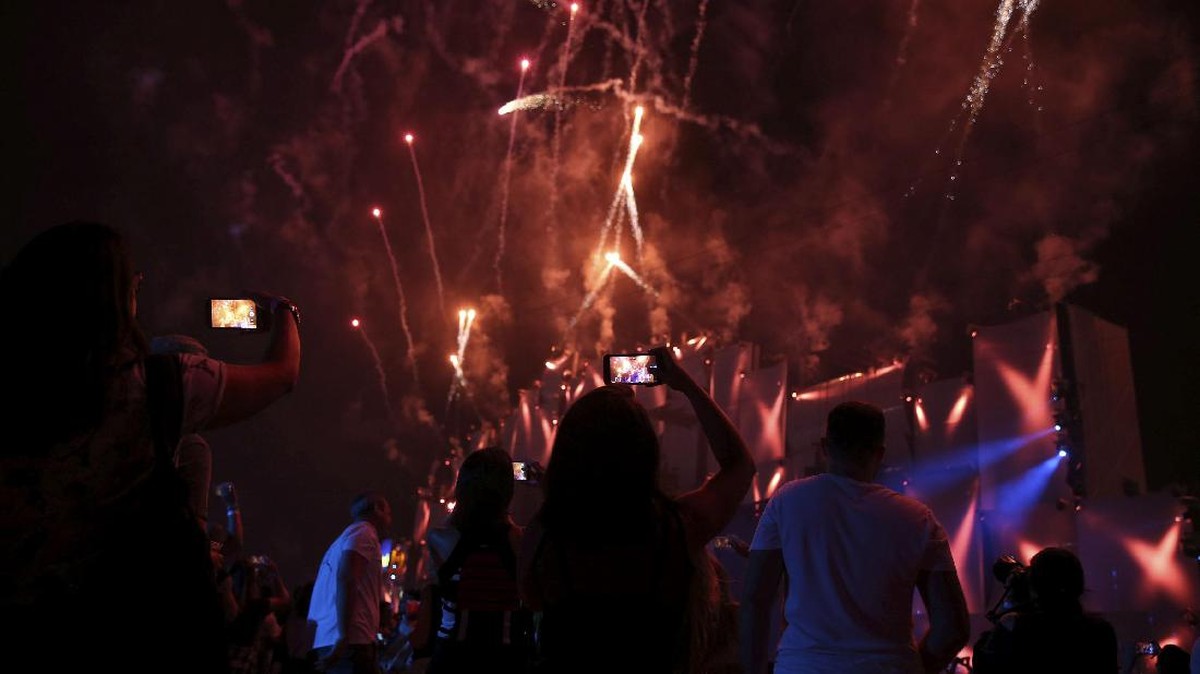 FOTO: Tenggelam dalam Keseruan di Rock in Rio
