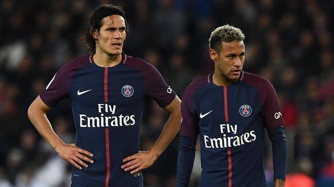 Gelandang PSG, Adrien Rabiot membenarkan Edinson Cavani dan Neymar selalu berebut untuk mencetak gol ke gawang tim lawan.