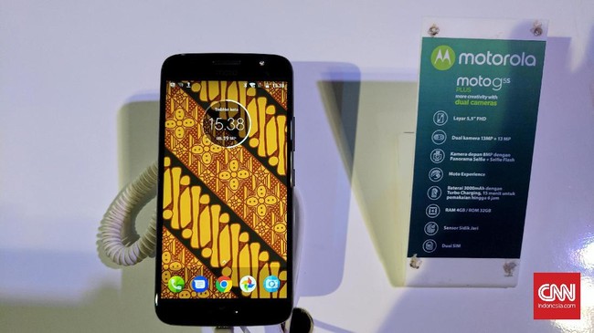 G5S Plus memang lebih unggul ketimbang G5 Plus baik dari besaran layar, resolusi kamera, hingga muatan RAM.