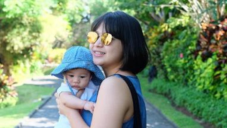 Hari Minggu ini libur? Yuk, Bun, ajak keluarga happy-happy bareng di Festival Bunda Happy. Ada Putri Titian, Iori, juga Naura lho.