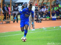 Gabung Bhayangkara FC, Ezechiel Bantah Bermasalah dengan Persib Bandung