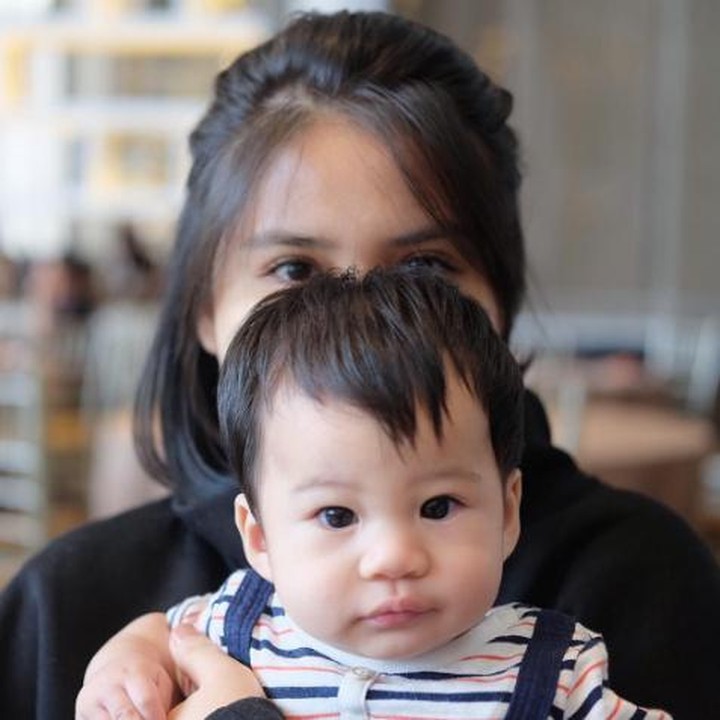 <p>Putri Titian, istri dari aktor Junior Liem ini mempunyai buah hati bernama Theodore Iori Liem. (Foto: Instagram @putrititian)</p>