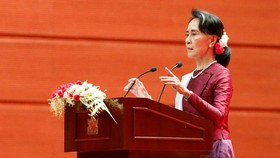 Suu Kyi Persilakan Warga Rohingya Kembali ke Myanmar