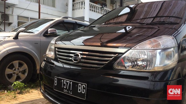 Kemhub menyiapkan stiker bagi tiap armada taksi online. Namun, identitas baru itu akan terbit usai rumusan kuota rampung oleh masing-masing pemda.