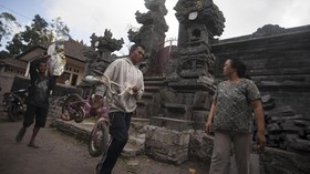 Batas Aman Gunung Agung dalam Radius 12 Kilometer