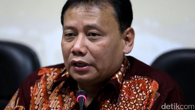 Badan Pengawas Pemilu (Bawaslu) tak berencana mengubah rekomendasi mereka terhadap posisi calon Bupati Kabupaten Jayapura Mathius Awoitauw di Pilkada 2017.