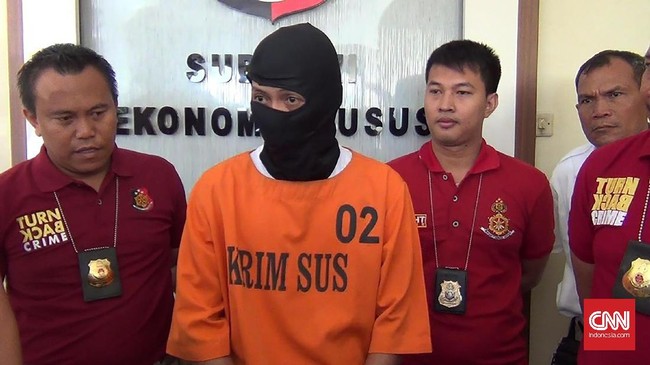 Warga Semarang berinisial SW ditangkap polisi karena mengunggah sejumlah konten ujaran kebencian melalui akun Facebook miliknya.