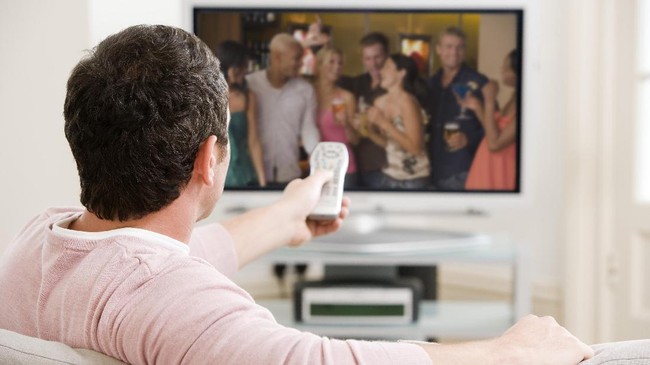 Molornya RUU Penyiaran berimbas pada telatnya Indonesia hijrah dari tv analog ke tv digital, padahal hal itu dinilai kian mendesak.
