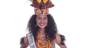 Putri Papua Bermahkota Prestasi