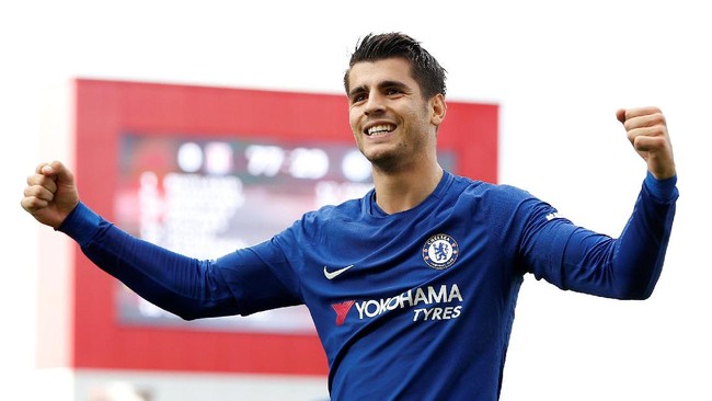 Striker anyar Chelsea, Alvaro Morata, disebut punya potensi jadi striker mumpuni jika mampu bermain konsisten dan rutin mencetak gol penting ke gawang lawan.