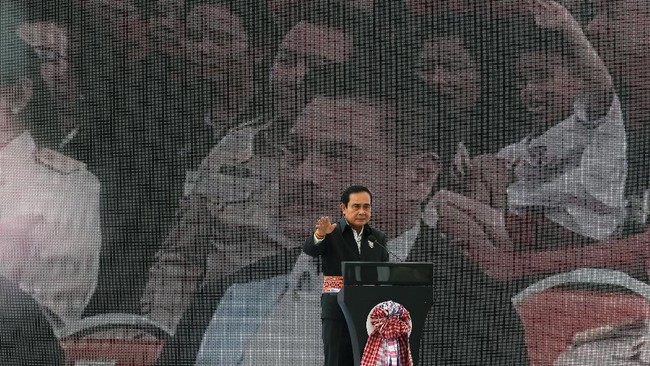 Pemerintahan junta militer Thailand mencabut larangan kampanye politik menjelang pemilihan umum 2019 mendatang.